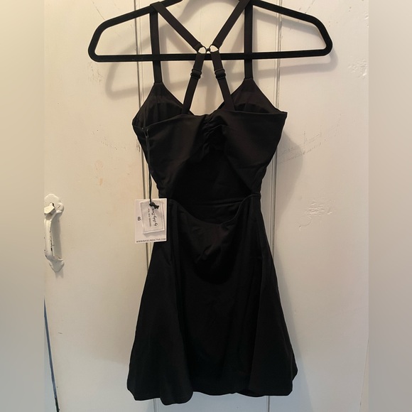 Tennis dress by Baseline black size small - Picture 2 of 6